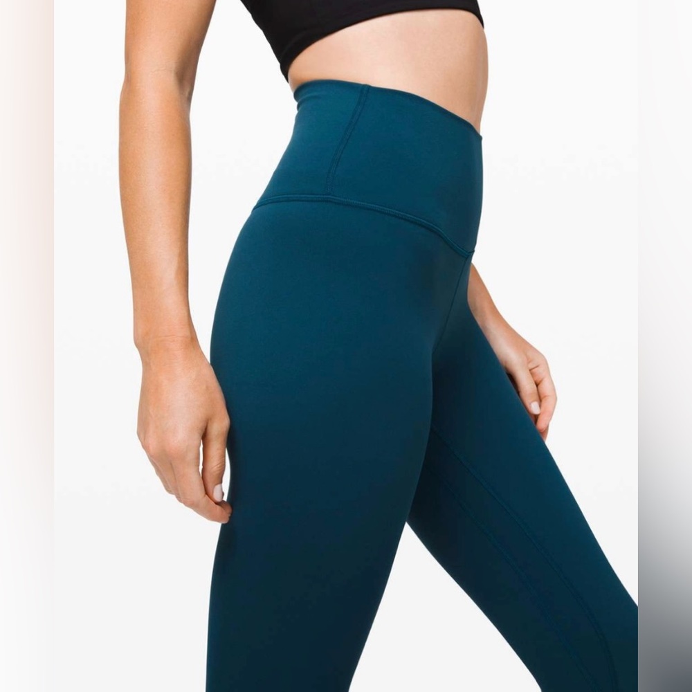 Align Leggings ll. 25”. Like New. Night Diver. Size 4